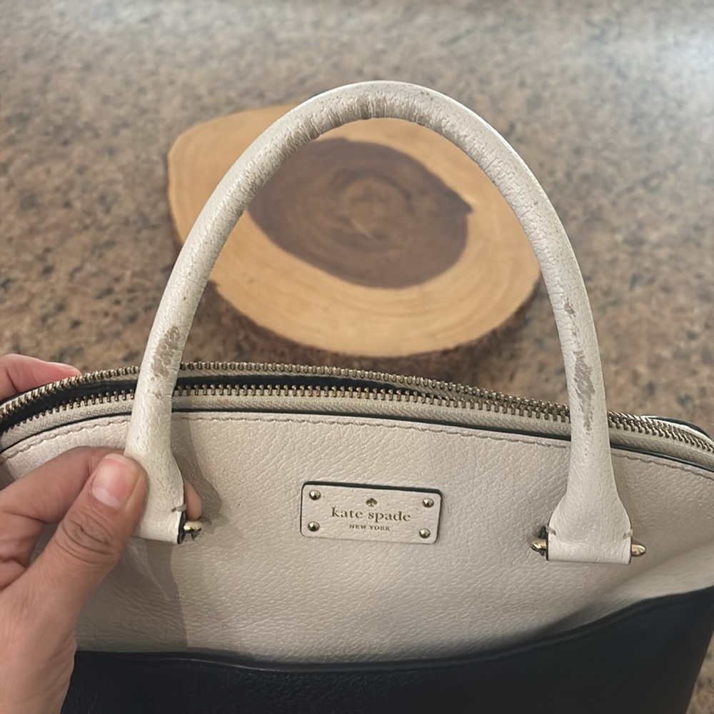 Kate Spade Purse - Picture 5 of 5